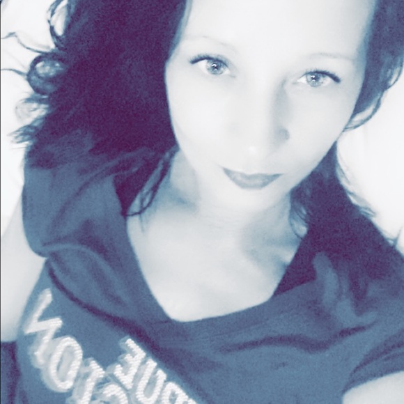 Meet your Posher, Jane - Picture 2 of 4